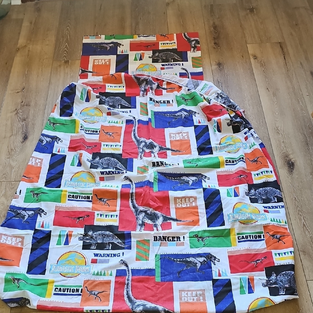 Vintage 1992 Jurassic Park Bedding